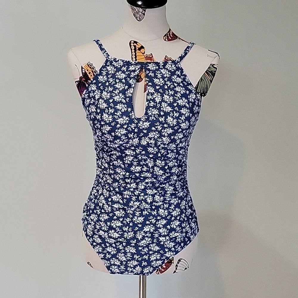 ELLEN TRACY blue one piece swimsuit. Halter keyhole neckline. Size 8.